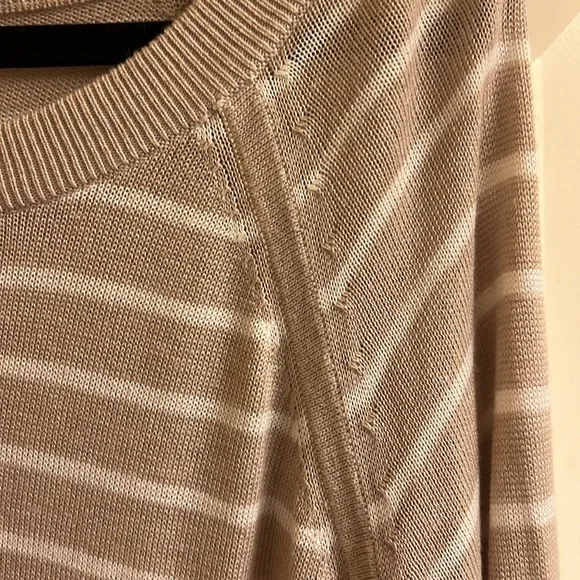 EUC Lululemon Post Savasana Striped Tan White Pullover Sweater- Size 6 - Picture 9 of 13